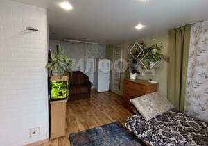 Дом 63м&sup2;, 2-этажный, участок 3 сот.  