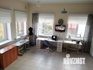 Коттедж 396м&sup2;, 2-этажный, участок 10 сот.  