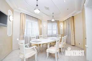 Коттедж 600м², 3-этажный, участок 25 сот.  