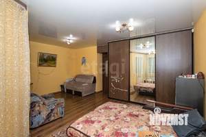 Дом 400м², 3-этажный, участок 13 сот.  