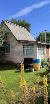 Дом 40м², 2-этажный, участок 8 сот.  