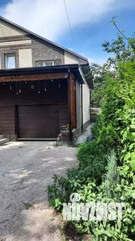 Коттедж 202м&sup2;, 3-этажный, участок 7 сот.  