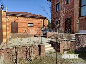 Дом 366м&sup2;, 3-этажный, участок 11 сот.  