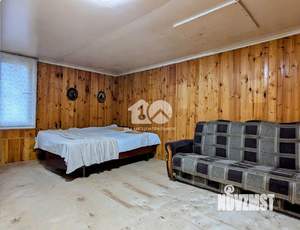 Дом 32м&sup2;, 2-этажный, участок 5 сот.  