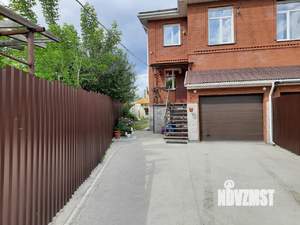 Дом 180м&sup2;, 2-этажный, участок 5 сот.  