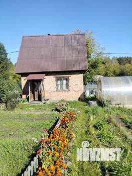 Дом 65м&sup2;, 2-этажный, участок 6 сот.  