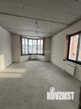 Коттедж 350м², 3-этажный, участок 15 сот.  