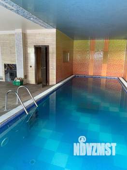 Дом 394м², 3-этажный, участок 8 сот.  