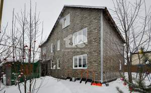 Дом 270м&sup2;, 3-этажный, участок 10 сот.  