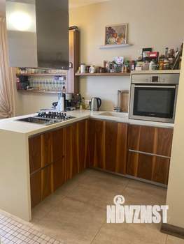 Дом 275м², 2-этажный, участок 5 сот.  