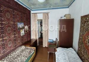 Дом 50м&sup2;, 2-этажный, участок 6 сот.  