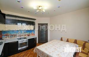 Дом 221м&sup2;, 2-этажный, участок 5 сот.  