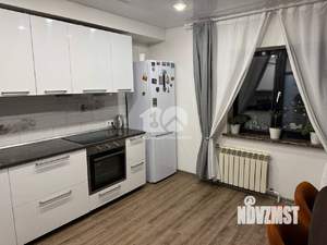 Дом 183м&sup2;, 2-этажный, участок 7 сот.  