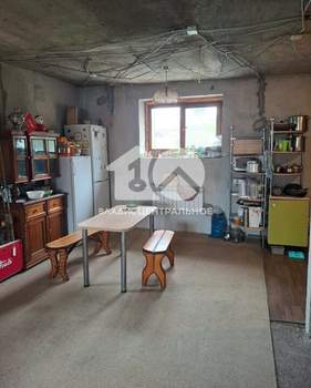 Дом 180м², 2-этажный, участок 8 сот.  