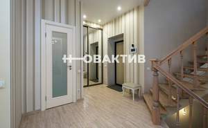 Дом 178м², 3-этажный, участок 9 сот.  