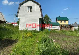 Дом 40м&sup2;, 2-этажный, участок 8 сот.  