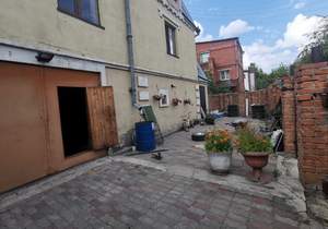 Дом 226м&sup2;, 3-этажный, участок 5 сот.  