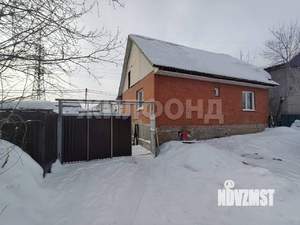 Дом 82м&sup2;, 2-этажный, участок 3 сот.  