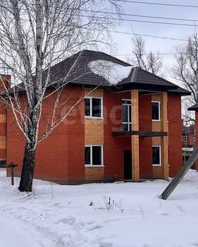 Дом 180м², 2-этажный, участок 5 сот.  