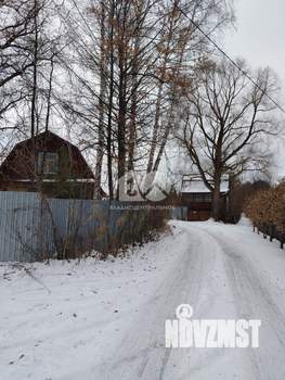 Дом 50м², 2-этажный, участок 6 сот.  