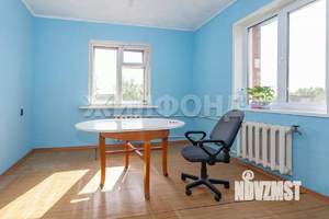 Коттедж 377м², 2-этажный, участок 7 сот.  