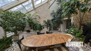 Дом 626м&sup2;, 3-этажный, участок 24 сот.  