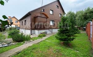 Дом 189м², 2-этажный, участок 10 сот.  