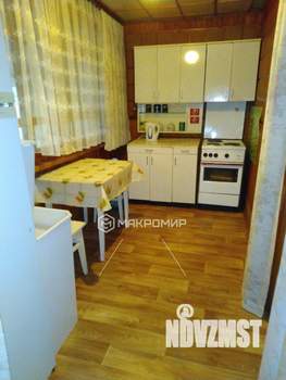 Дом 45м&sup2;, 2-этажный, участок 6 сот.  