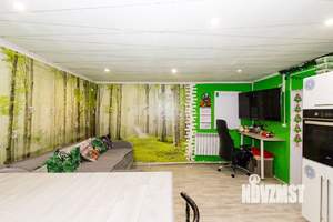 Дом 150м&sup2;, 2-этажный, участок 6 сот.  