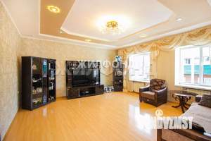 Дом 171м², 3-этажный, участок 5 сот.  