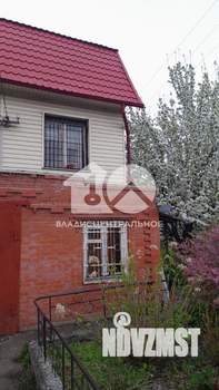 Дом 200м², 3-этажный, участок 8 сот.  