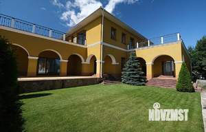 Дом 658м², 2-этажный, участок 14 сот.  