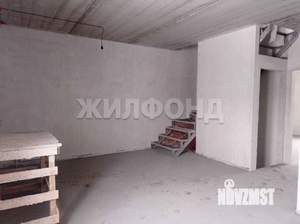 Таунхаус 180м², 3-этажный, участок 5 сот.  