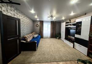 Дом 450м&sup2;, 3-этажный, участок 6 сот.  