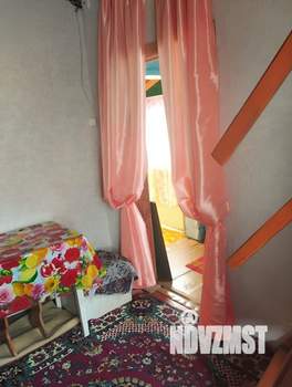 Дом 50м², 2-этажный, участок 6 сот.  