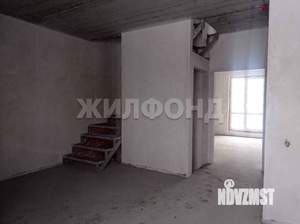 Таунхаус 180м², 3-этажный, участок 5 сот.  
