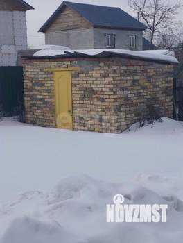 Дом 30м&sup2;, 2-этажный, участок 6 сот.  