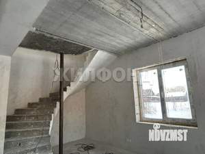 Дом 186м&sup2;, 2-этажный, участок 9 сот.  