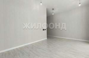 Дом 60м&sup2;, 2-этажный, участок 6 сот.  