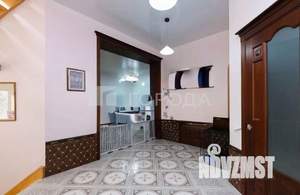 Дом 404м², 3-этажный, участок 8 сот.  