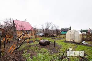 Дом 30м&sup2;, 2-этажный, участок 4 сот.  