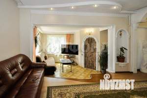 Коттедж 160м², 2-этажный, участок 5 сот.  