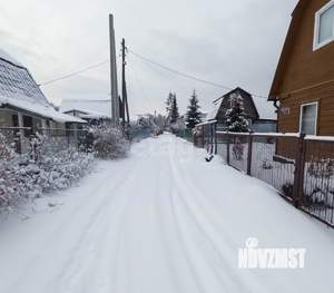 Дом 30м&sup2;, 2-этажный, участок 4 сот.  