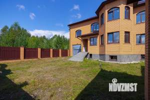 Коттедж 523м&sup2;, 3-этажный, участок 10 сот.  