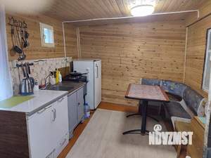 Дом 30м&sup2;, 2-этажный, участок 6 сот.  