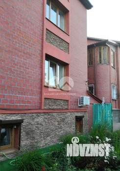 Дом 316м&sup2;, 2-этажный, участок 6 сот.  