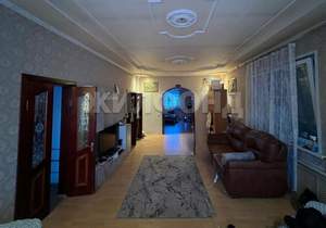 Дом 194м&sup2;, 2-этажный, участок 464 сот.  