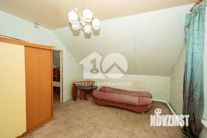 Дом 241м², 2-этажный, участок 6 сот.  