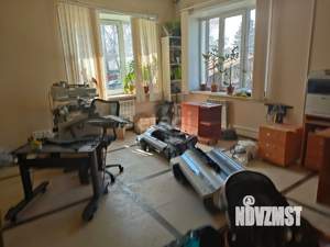 Дом 326м&sup2;, 3-этажный, участок 7 сот.  