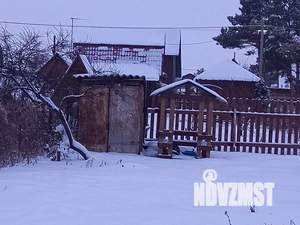 Дом 40м², 2-этажный, участок 3 сот.  